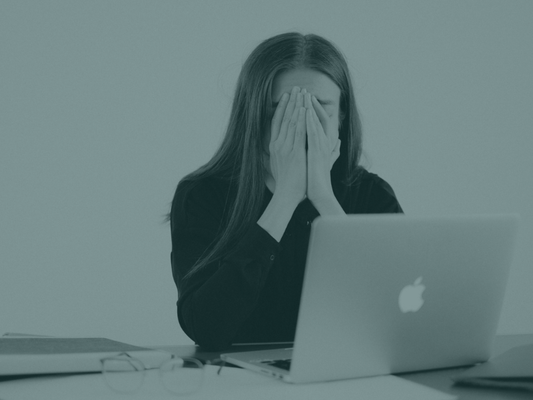 Miranda Priestly Energy Is Back: Why “Maxxing” Culture Is Pushing UK Workers Into Burnout